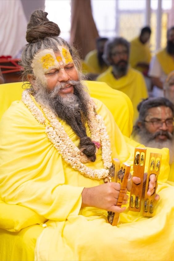 Gorgeous Shri Hit Premanandji Photo