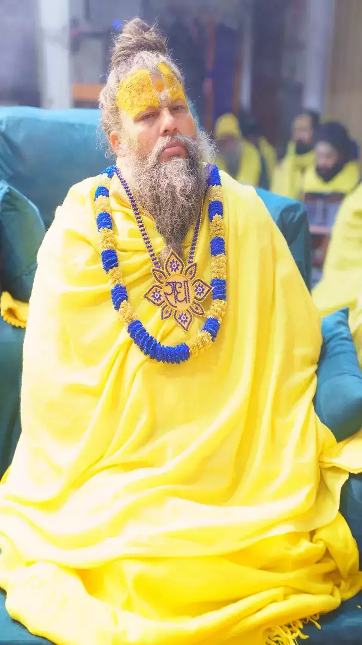 Shri Hit Premanandji In Ashram Photo